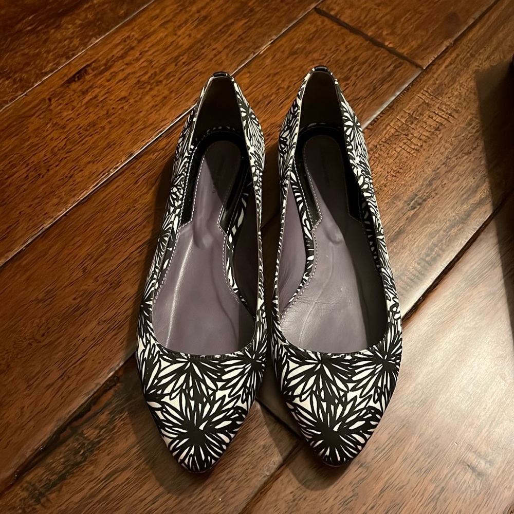 Emanuel ungaro flats